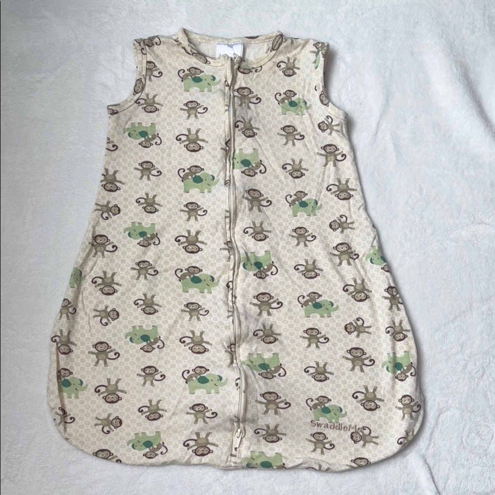 SwaddleMe Cream and Green monkey elephant sleep sack 🐒 🐘